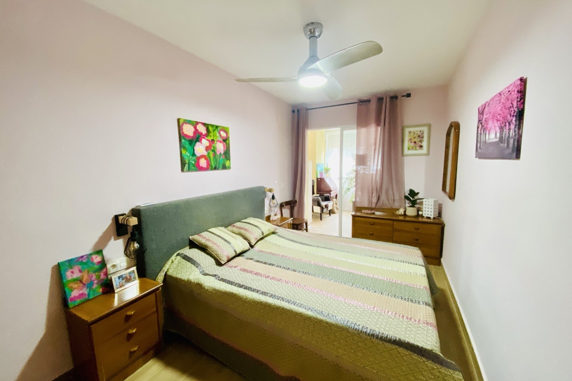 Wiederverkauf - Wohnung -
Torrevieja