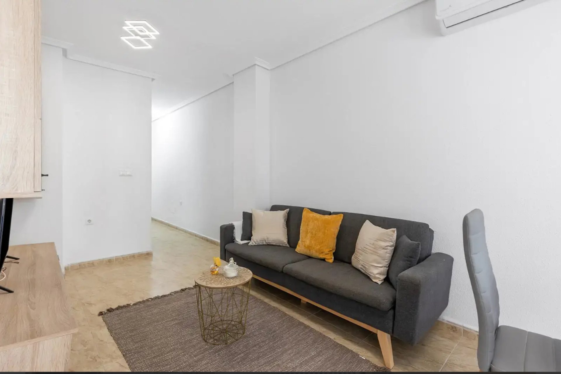 Wiederverkauf - Wohnung -
Torrevieja