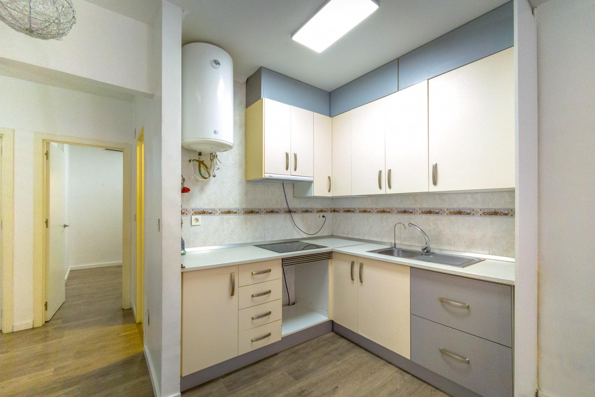 Wiederverkauf - Wohnung -
Torrevieja