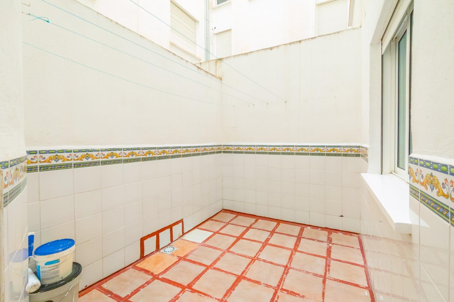 Wiederverkauf - Wohnung -
Torrevieja