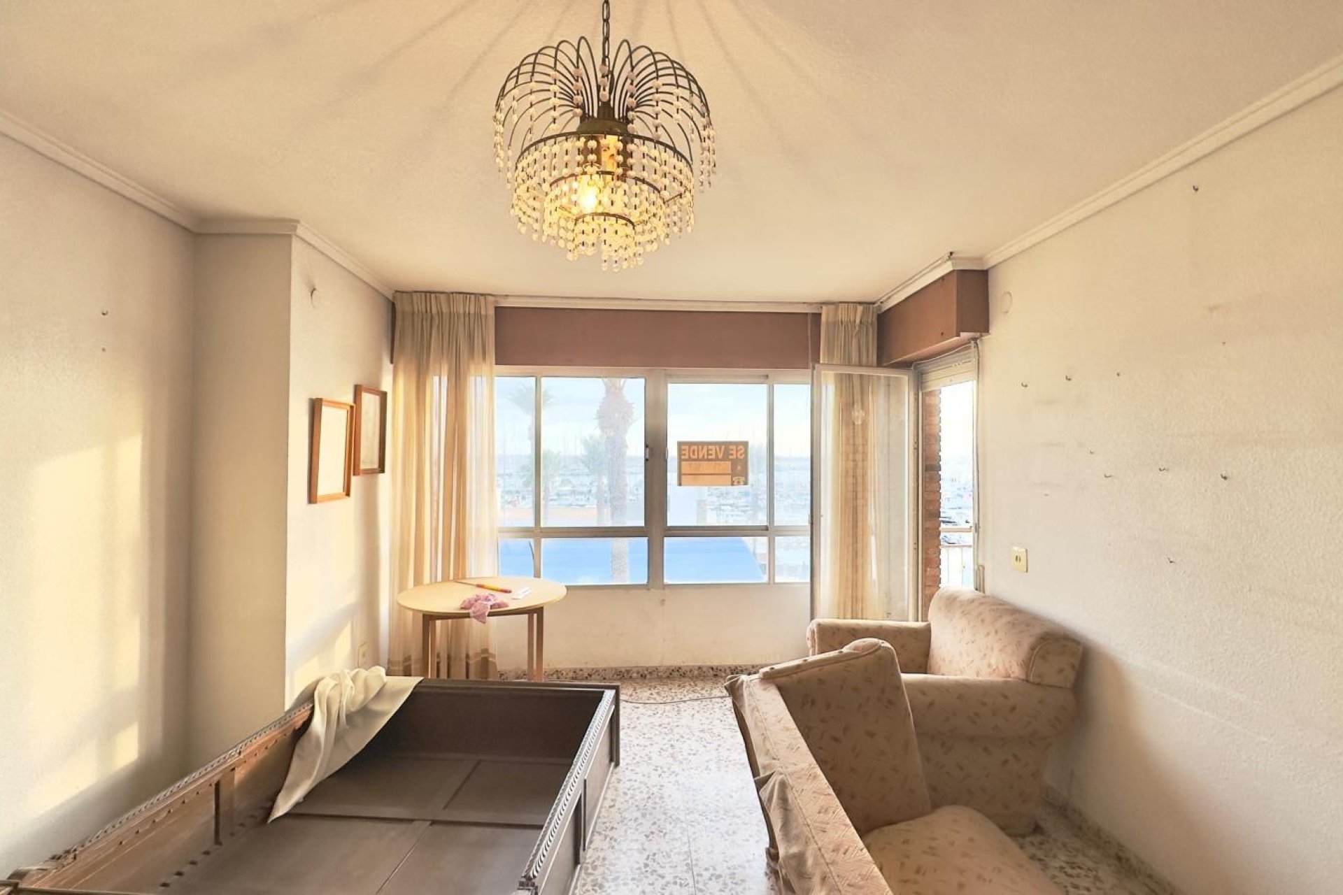 Wiederverkauf - Wohnung -
Torrevieja