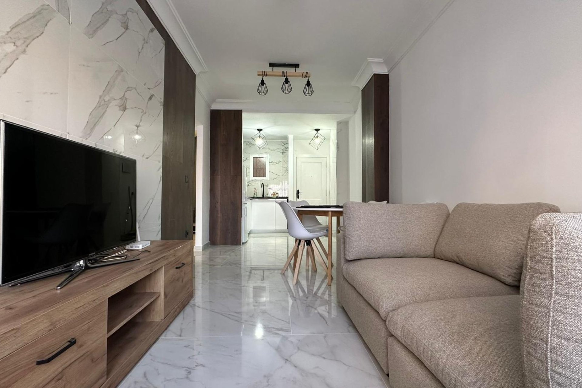 Wiederverkauf - Wohnung -
Torrevieja