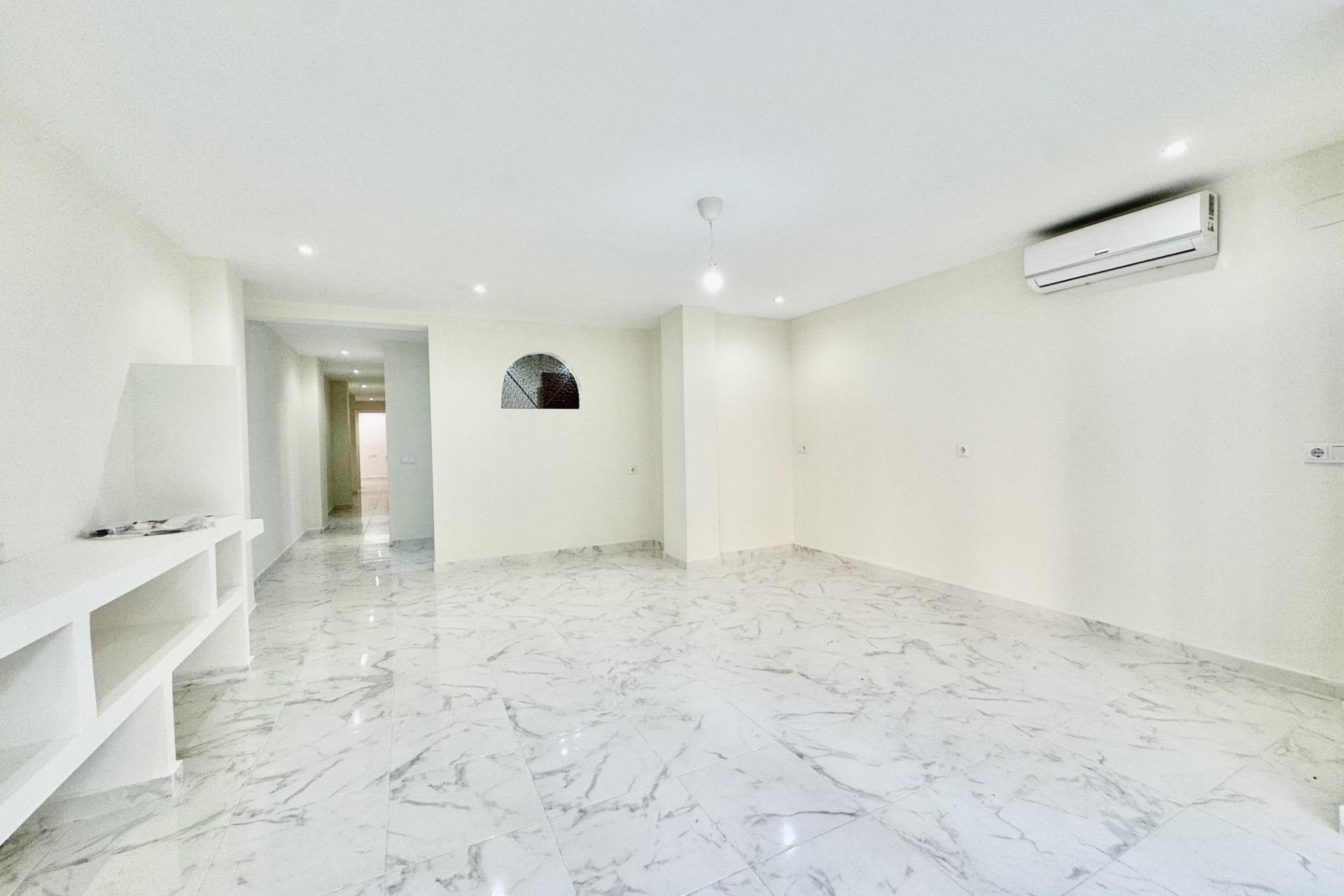 Wiederverkauf - Wohnung -
Torrevieja