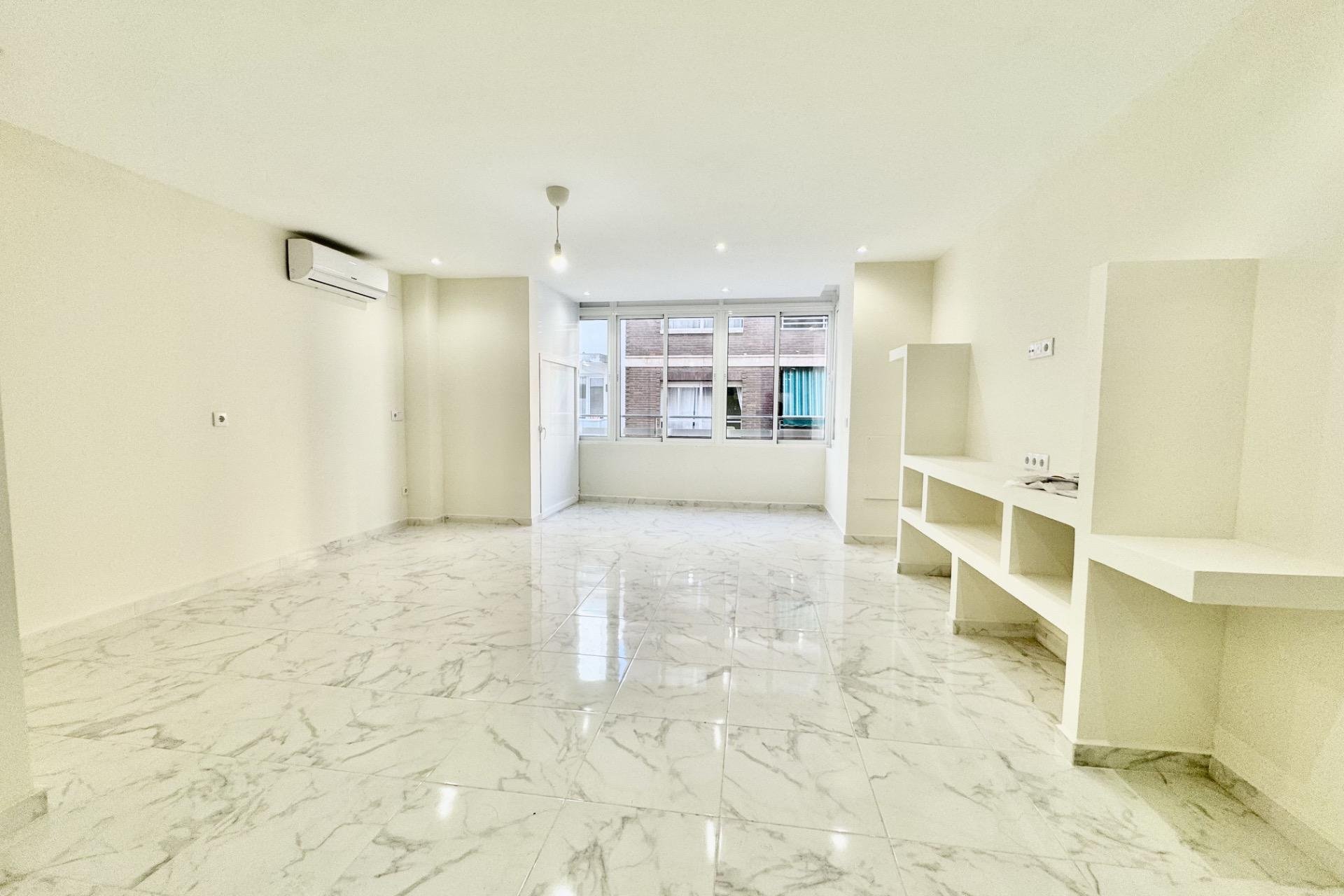 Wiederverkauf - Wohnung -
Torrevieja