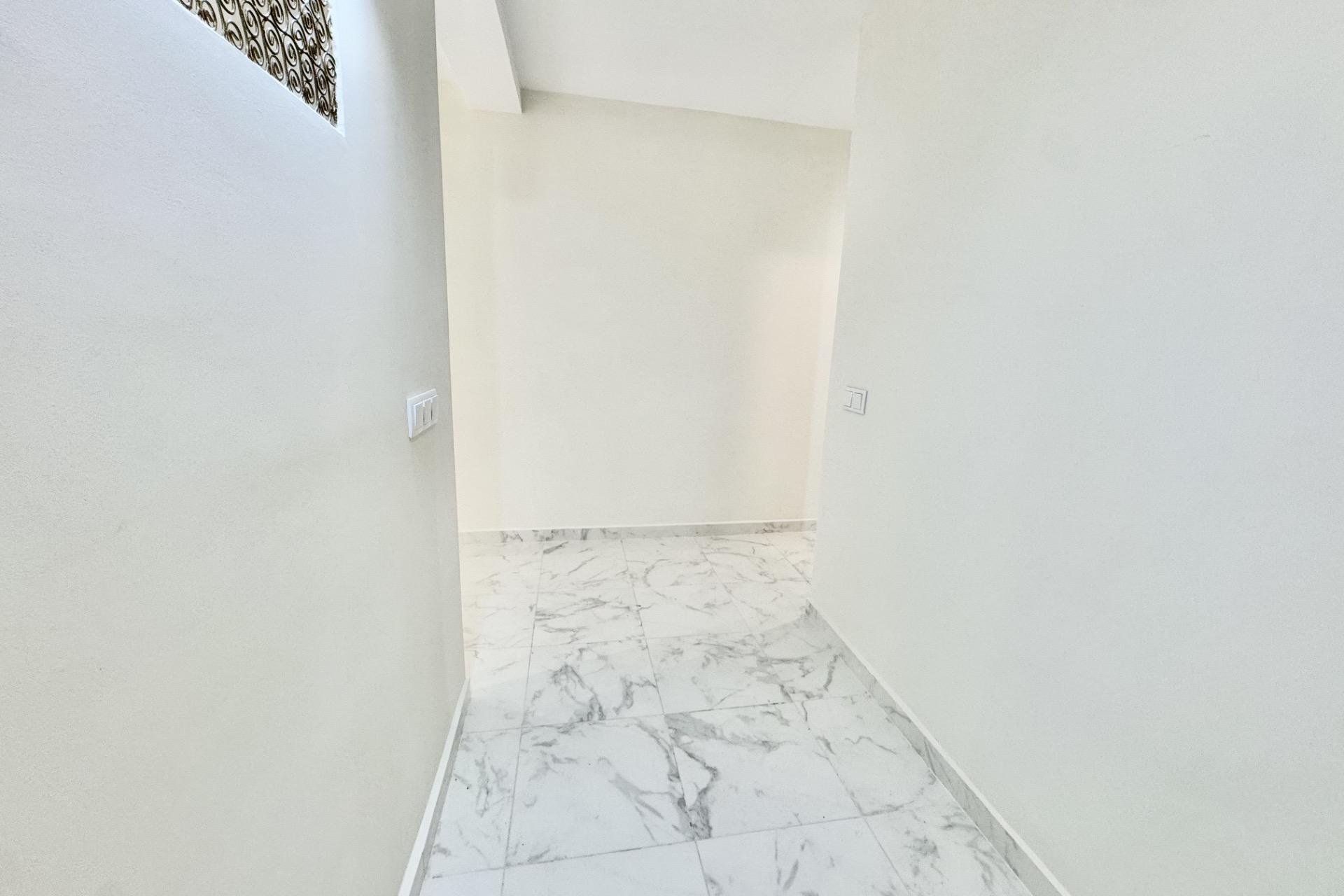 Wiederverkauf - Wohnung -
Torrevieja