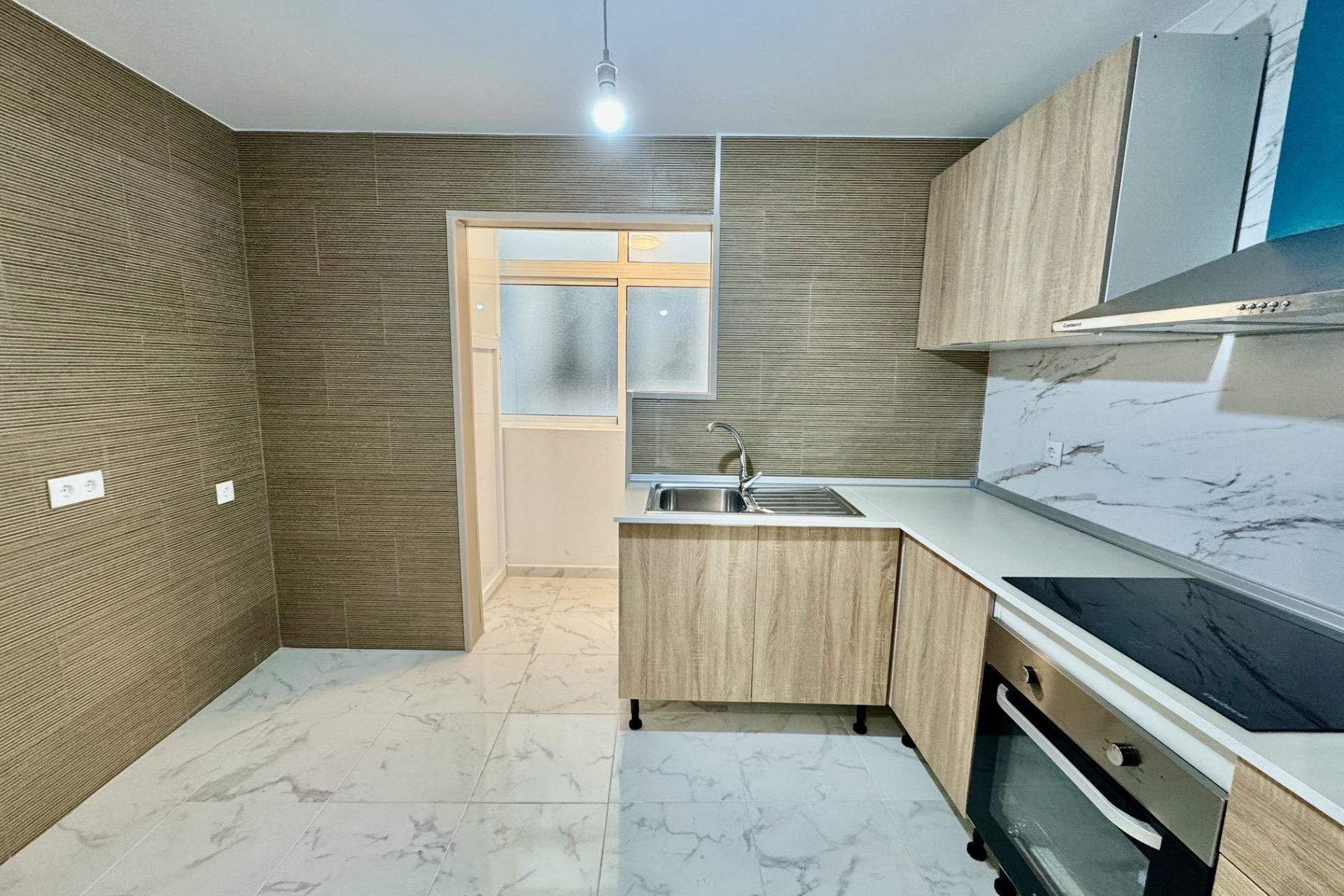Wiederverkauf - Wohnung -
Torrevieja