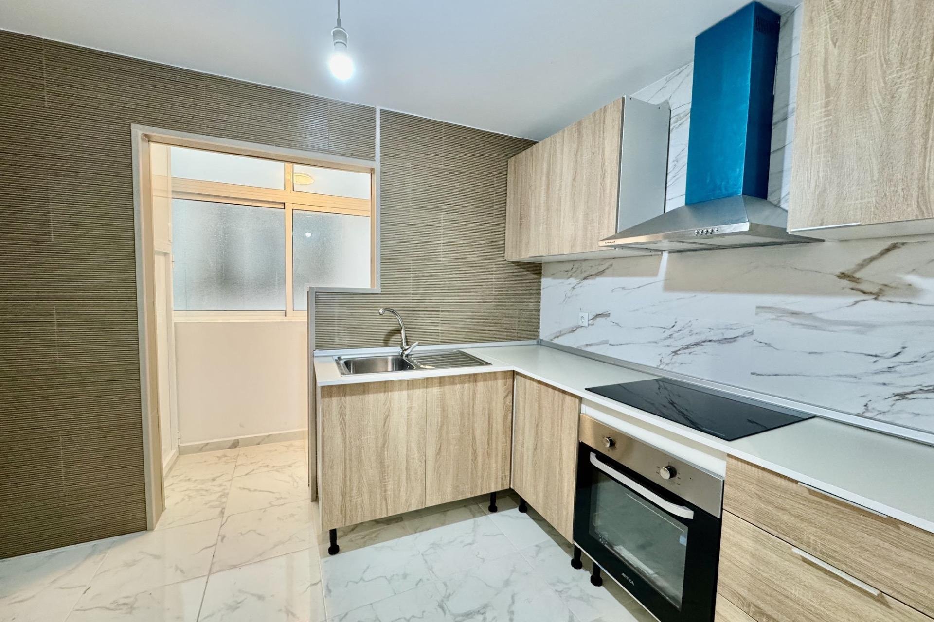 Wiederverkauf - Wohnung -
Torrevieja