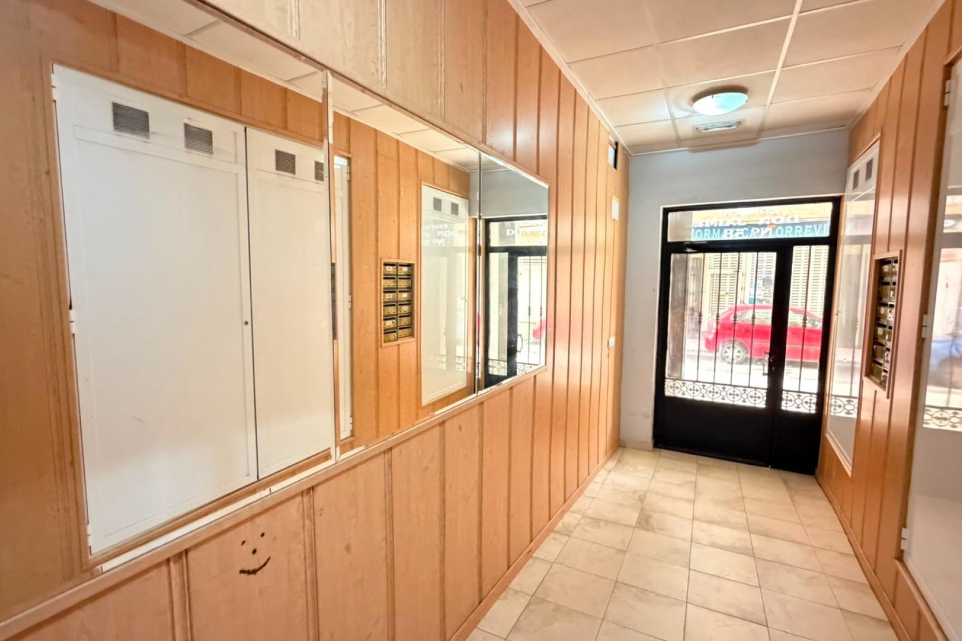 Wiederverkauf - Wohnung -
Torrevieja