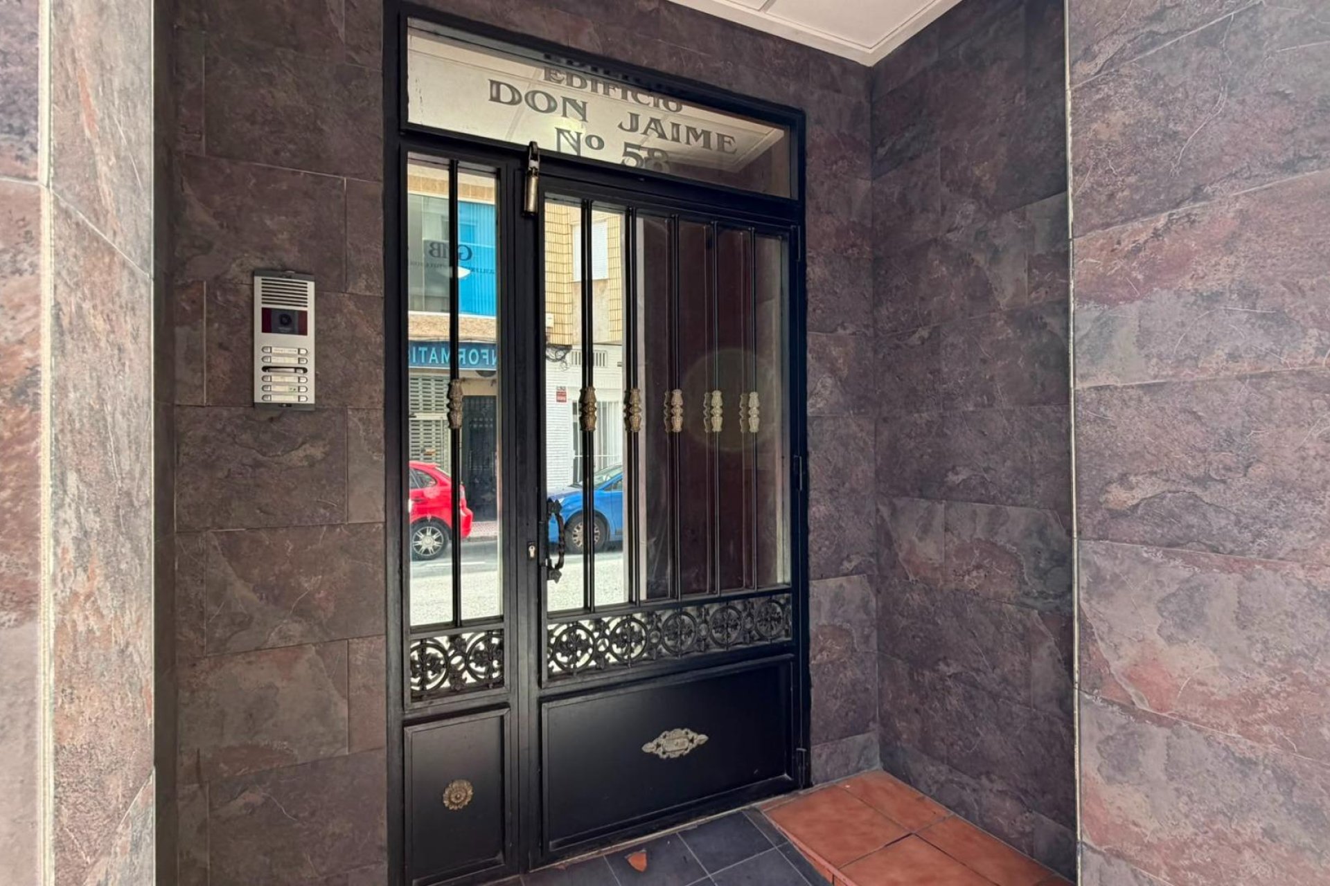 Wiederverkauf - Wohnung -
Torrevieja