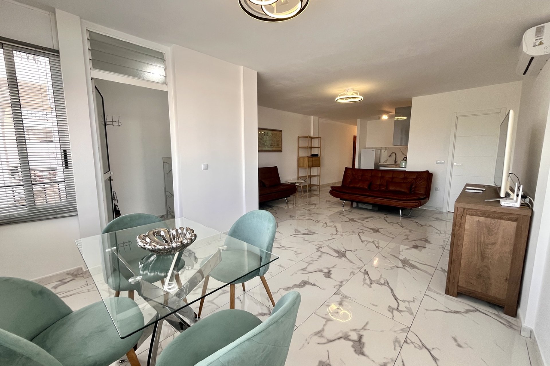 Wiederverkauf - Wohnung -
Villamartin - Costa Blanca