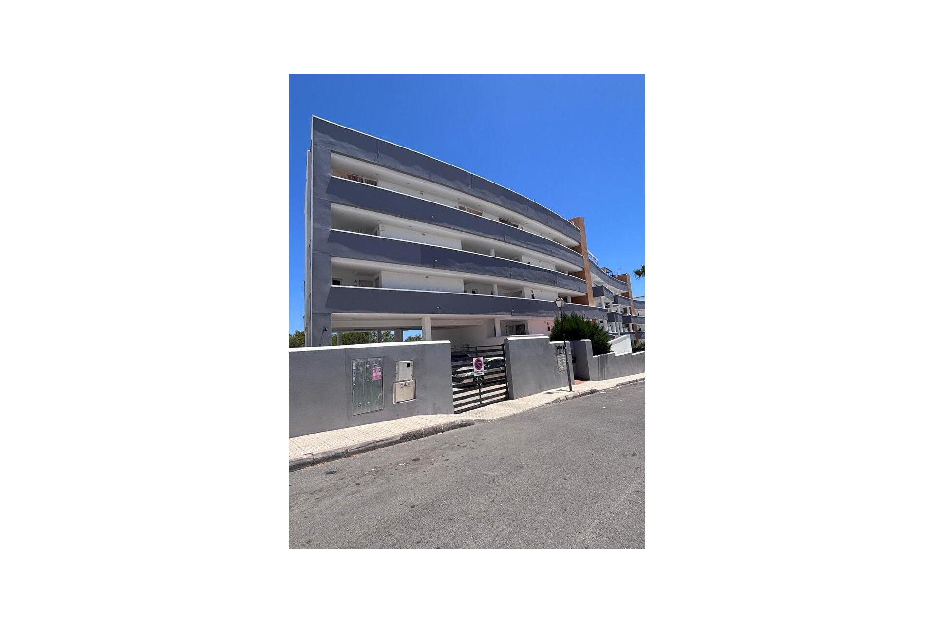 Wiederverkauf - Wohnung -
Villamartin - Costa Blanca