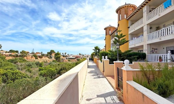 Wohnung - Wiederverkauf - Orihuela Costa - Costa Blanca