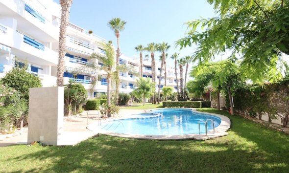 Wohnung - Wiederverkauf - Orihuela Costa - Costa Blanca