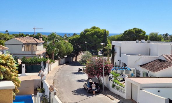 Wohnung - Wiederverkauf - Orihuela Costa - La Zenia