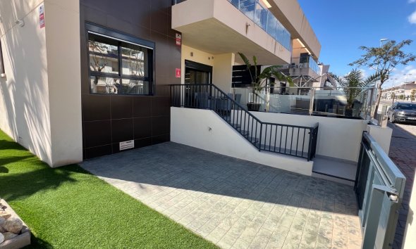 Wohnung - Wiederverkauf - Pilar de la Horadada - Costa Blanca
