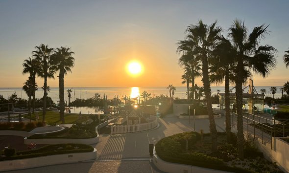 Wohnung - Wiederverkauf - Punta Prima - Costa Blanca