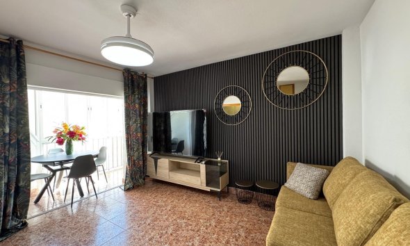 Wohnung - Wiederverkauf - Torrevieja - Centro