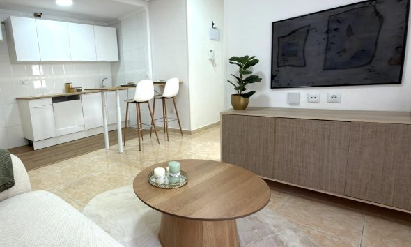 Wohnung - Wiederverkauf - Torrevieja - Centro
