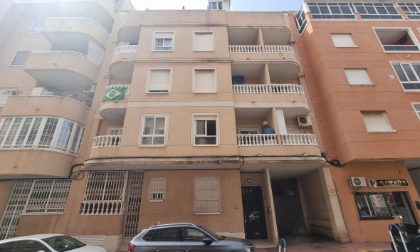Wohnung - Wiederverkauf - Torrevieja - Centro