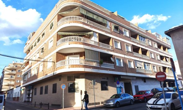 Wohnung - Wiederverkauf - Torrevieja -
                Centro