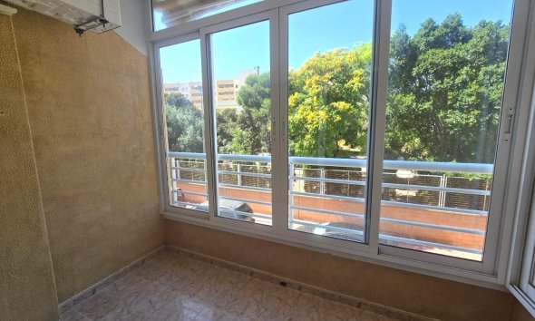 Wohnung - Wiederverkauf - Torrevieja - Habaneras