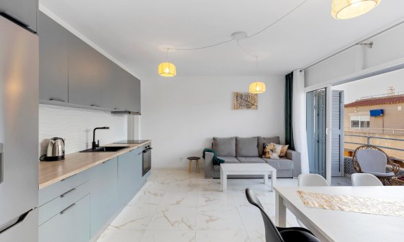 Wohnung - Wiederverkauf - Torrevieja - La Mata