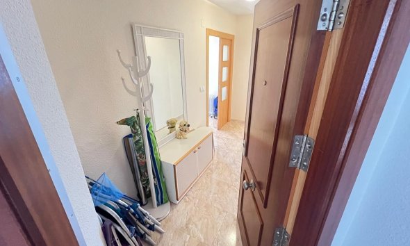 Wohnung - Wiederverkauf - Torrevieja - Playa de los Locos