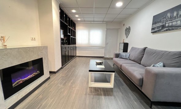 Wohnung - Wiederverkauf - Torrevieja - Playa del Cura