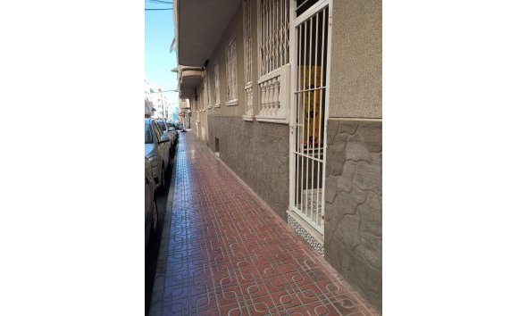 Wohnung - Wiederverkauf - Torrevieja - Playa del Cura