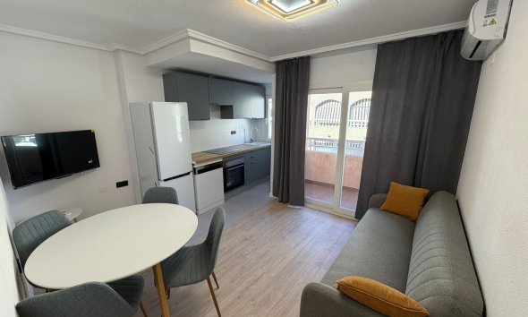 Wohnung - Wiederverkauf - Torrevieja - Playa del Cura