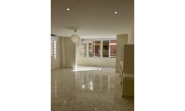 Wohnung - Wiederverkauf - Torrevieja -
                Torrevieja