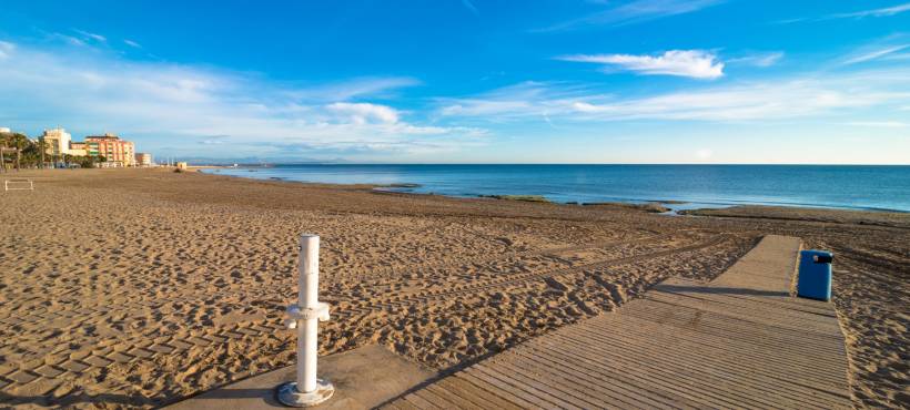 ¿Por qué las Banderas Azules hacen de la Costa Blanca un lugar perfecto para comprar una vivienda en España?