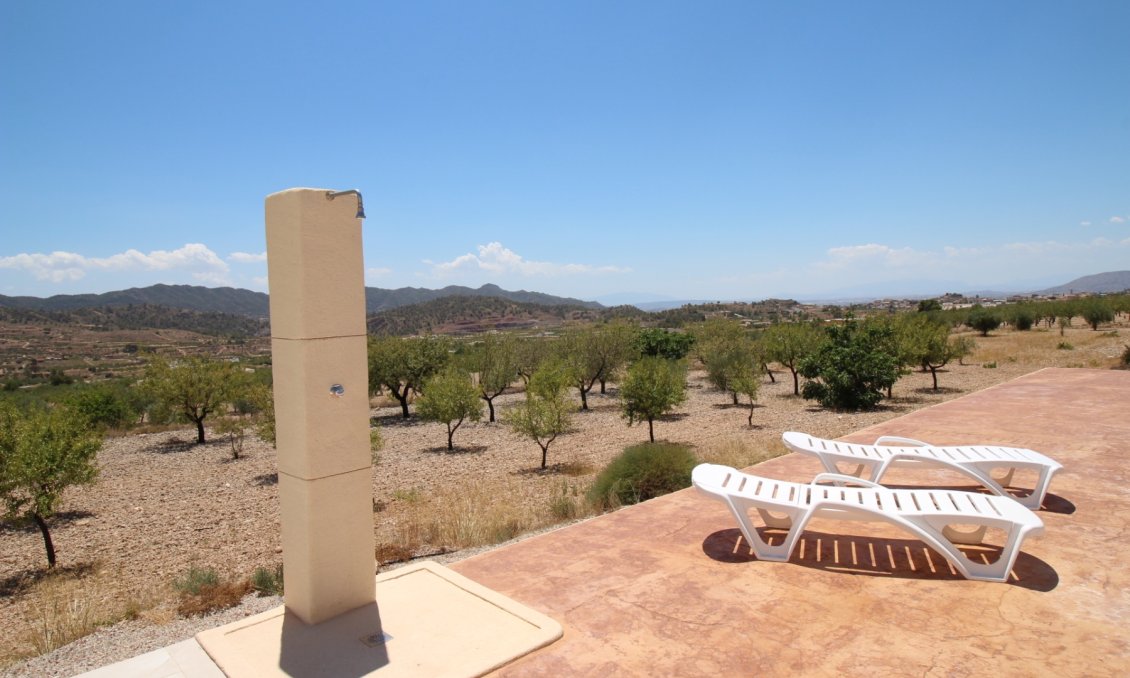 Segunda mano - Villa -
Macisvenda - Inland