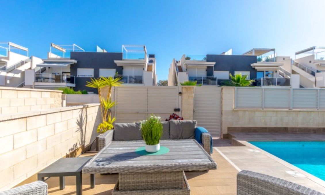 Segunda mano - Villa -
Torrevieja - Costa Blanca