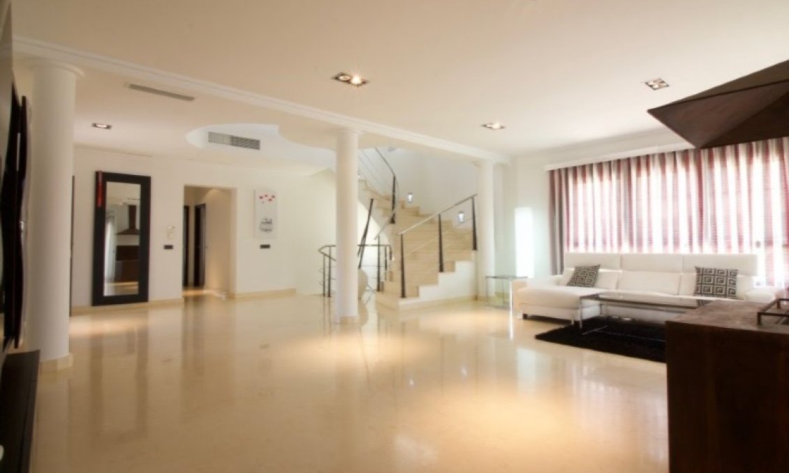Segunda mano - Villa -
Orihuela - Inland