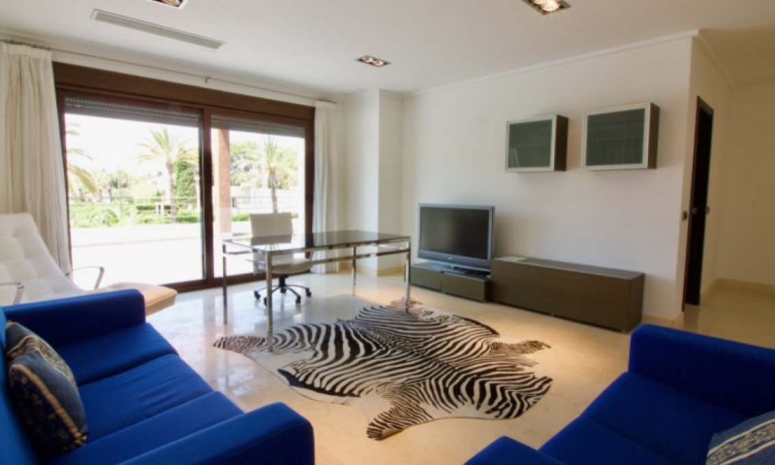 Segunda mano - Villa -
Orihuela - Inland