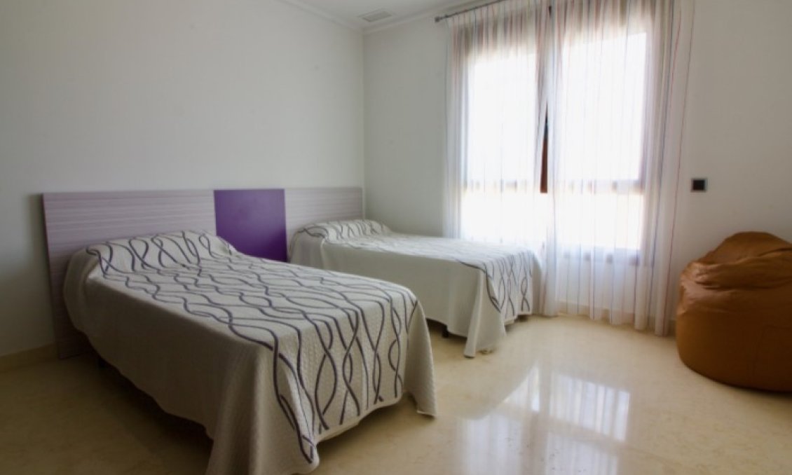 Segunda mano - Villa -
Orihuela - Inland