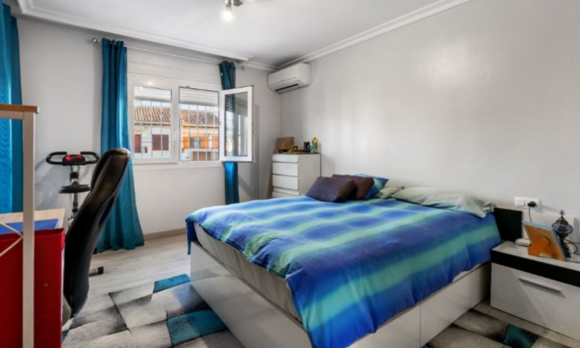 Segunda mano - Town House -
Torrevieja - Costa Blanca