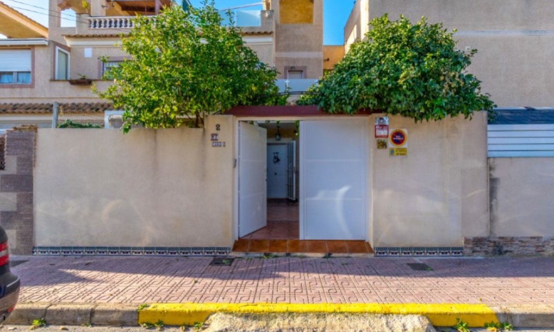 Segunda mano - Town House -
Torrevieja - Costa Blanca