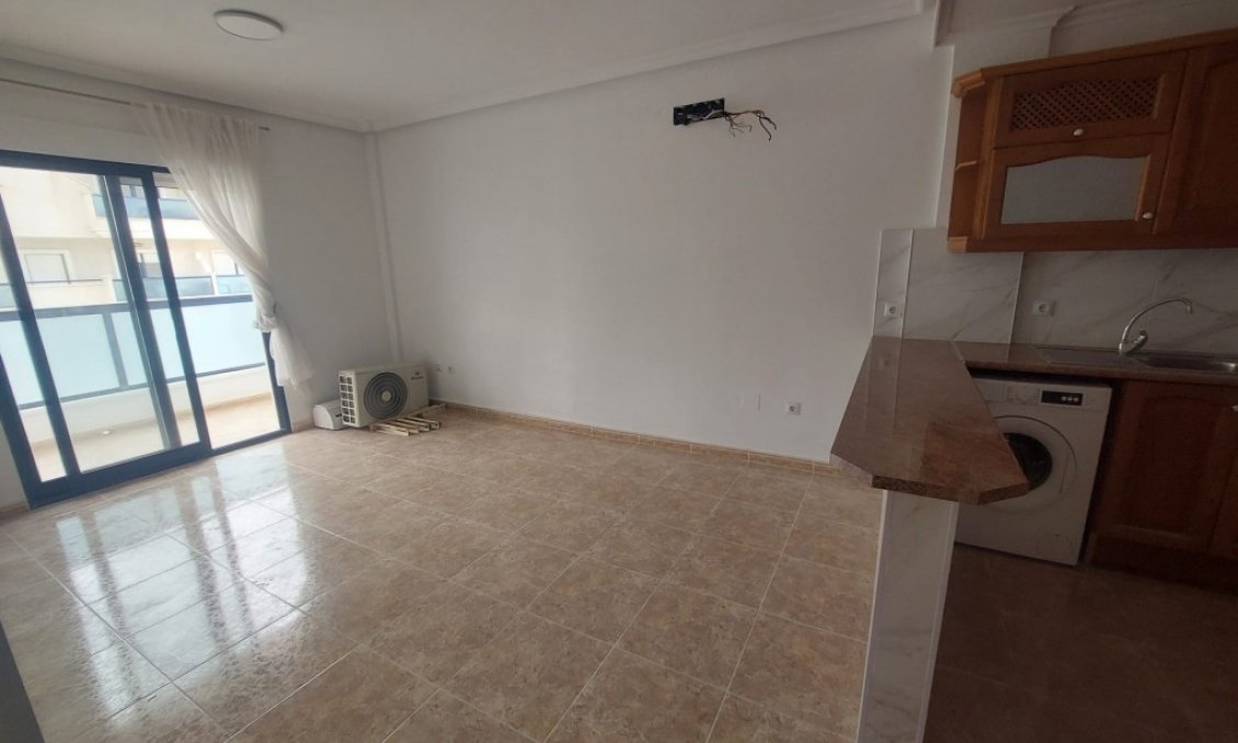 Segunda mano - Apartamento -
La Zenia - Costa Blanca