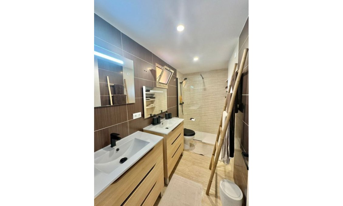 Segunda mano - Apartamento -
Benidorm - Costa Blanca