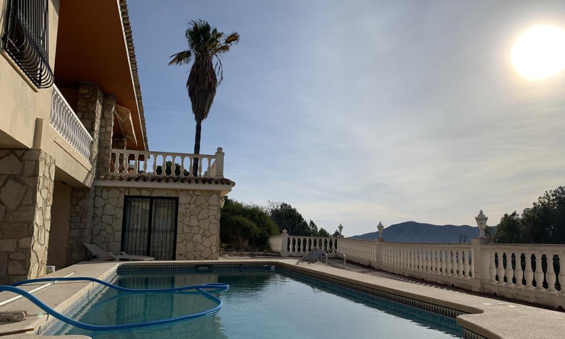 Wiederverkauf - Villa -
La Nucía - Costa Blanca