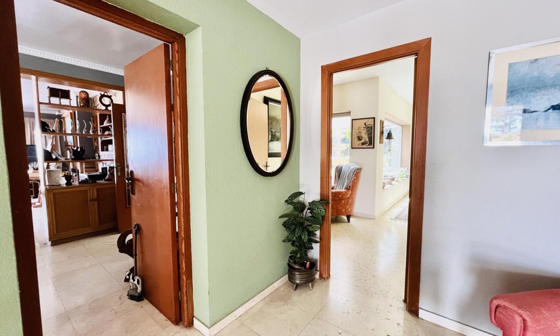 Wiederverkauf - Villa -
La Nucía - Costa Blanca