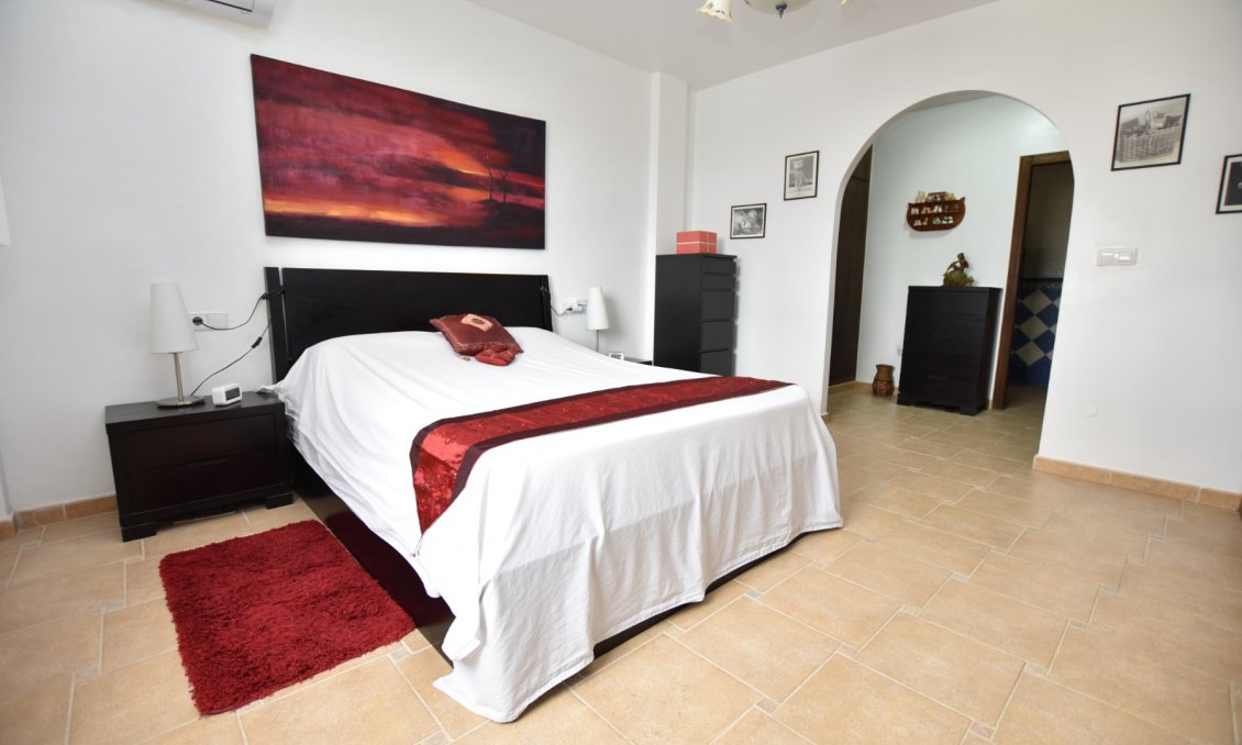 Segunda mano - Villa -
Algorfa - Inland
