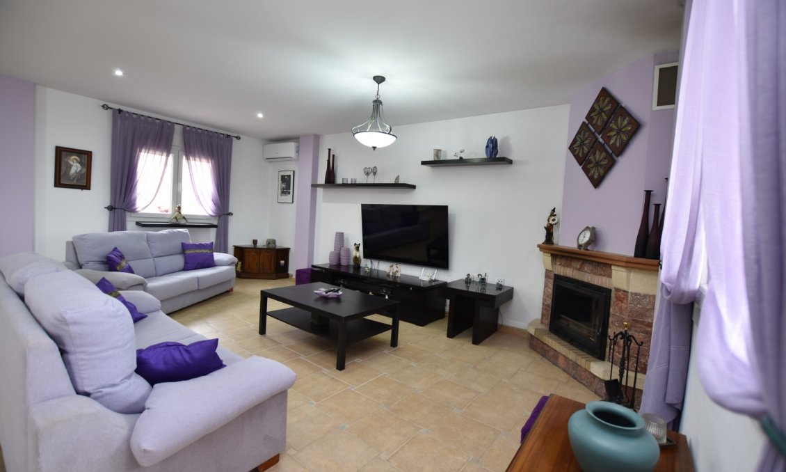 Segunda mano - Villa -
Algorfa - Inland