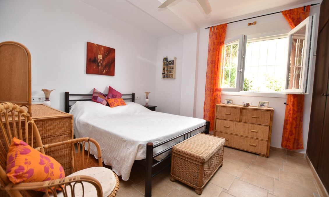 Segunda mano - Villa -
Algorfa - Inland