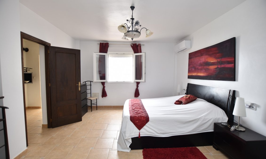 Segunda mano - Villa -
Algorfa - Inland