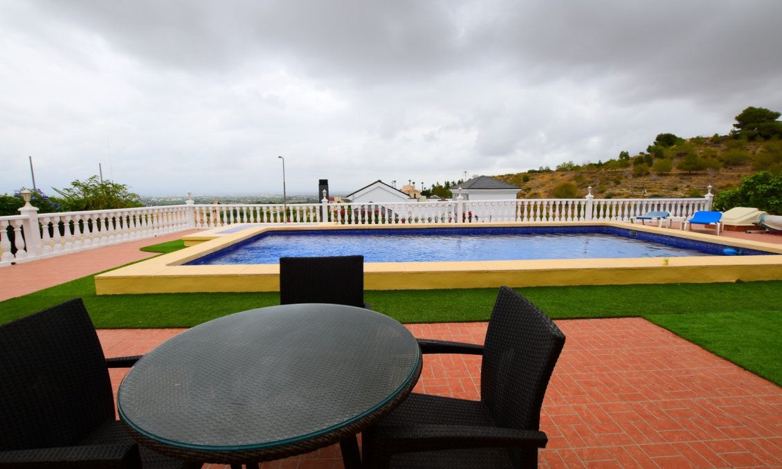 Segunda mano - Villa -
Algorfa - Inland