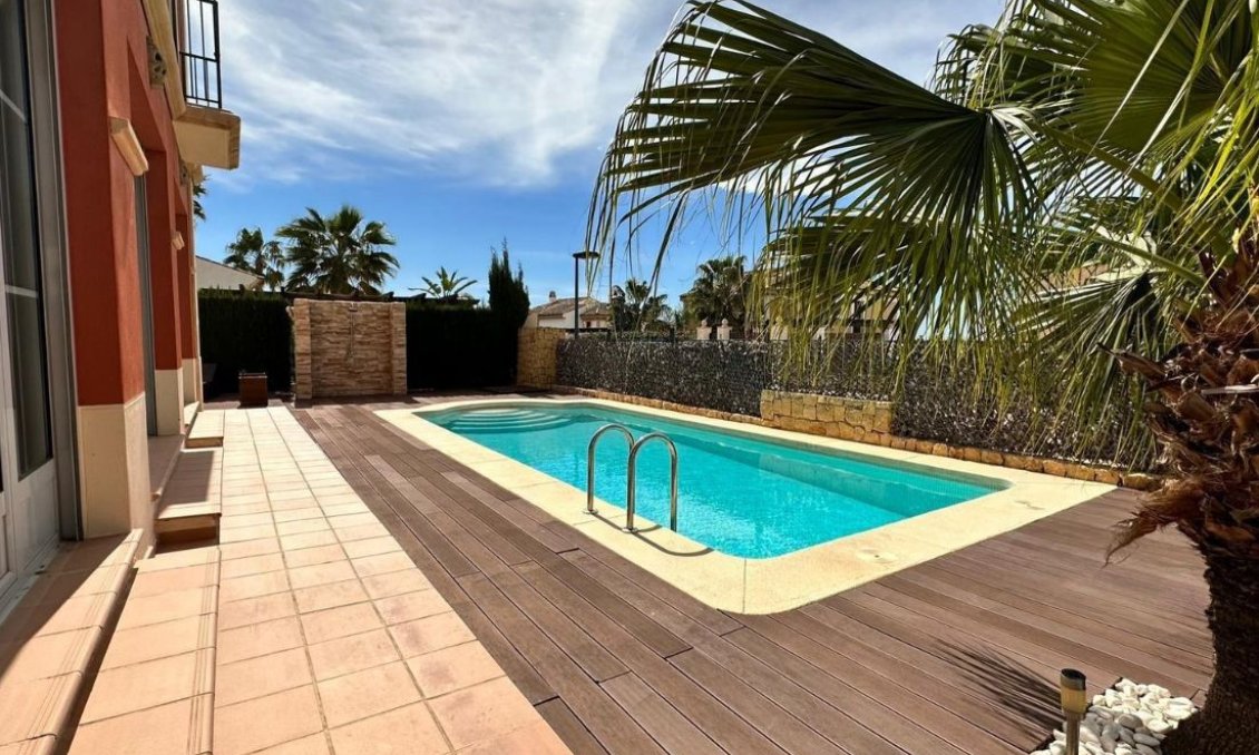 Segunda mano - Villa -
Finestrat - Costa Blanca