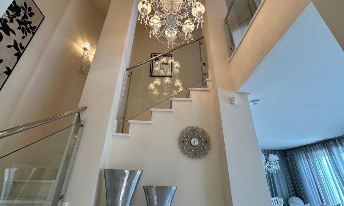 Segunda mano - Villa -
Finestrat - Costa Blanca